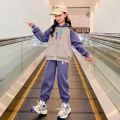新品 子供服 キッズ ジャージ トレーニングウェア 上下セット 運動着 フード付き ジュニア 女の子の子 スポーツ カジュアル 春秋 ダンス スポーツウェア 2点セット mlmnp