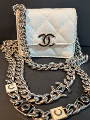CHANEL　シャネル　キャビア　マトラッセ　ミニ　チェーンショルダーバッグ　シールあり