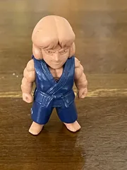 ストリートファイターII ケン　クロスアップ　消しゴム