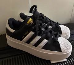 新品/正規品 W アディダス SUPERSTAR ボネガ ブラック 240