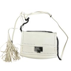 Valentino アイボリー スタッズ ショルダーバッグ - メルカリ