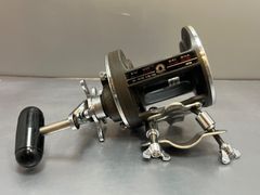 希少 DAIWA ダイワ ミリオネア 6000 ベイトリール 本体 - メルカリ