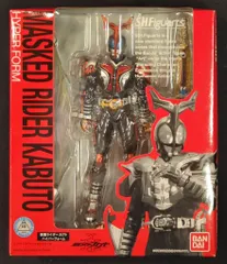 バンダイ S.H.Figuarts 仮面ライダーカブト 仮面ライダーカブト ハイパーフォーム