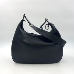 GUCCI グッチ ワンショルダーバッグ 本革 黒 シルバー金具/829 - メルカリ
