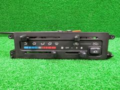 トヨタ 車載器 ETC 2.0 ビルトイン 86980 - 47040 デンソー - メルカリ