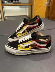 ヴァンズ フレイム プレミアム オールドスクール ブラック 白 280 28