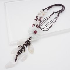 翡翠 ペンダントトップ 天然石 緑 彫刻 開運 縁起物 ハンドメイド素材
