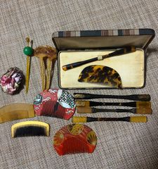 昭和レトロ　昭和初期　戦時中　つげ　柘植櫛　鼈甲　べっこうくし　かんざし　セット 昭和レトロ 昭和初期 戦時中 つげ 柘植櫛 鼈甲 べっこうくし かんざし