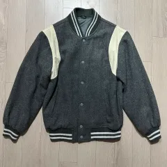 ウール スタジャン