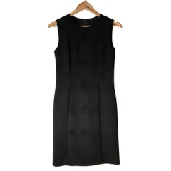 美品 FOXEY NEW YORK フォクシーニューヨーク ブライトレディ カットワーク ノースリーブ タイトワンピース 32568 サイズ38 ブラウン レディース 古着 中古 USEDのサムネイル