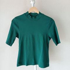 ダークグリーン ハイネック 半袖Tシャツ - メルカリ