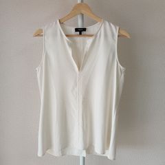 Giorgio Armani ノースリーブトップス 42 アイボリー - メルカリ