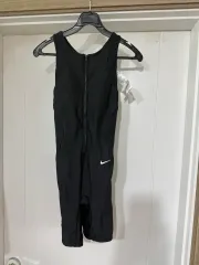 ナイキ レディース 水着