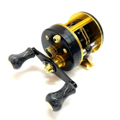 【尾張小牧店】 中古  五十鈴工業 リール DD310SSS Black/Gold 【ベイトリール/右ハンドル】 【85】のサムネイル