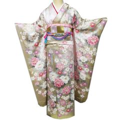 なお 様 専用 振袖 セット クリーム色 ピンク 花柄 | Mercari