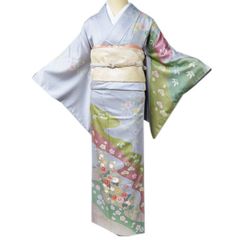 【極美品】本場大島紬 白大島紬 着物 身丈162裄丈63 極美品】本場大島紬 白大島紬 着物 身丈162裄丈63 - メルカリ