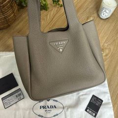 PRADA プラダ パニエ ミディアムサイズ ピンクベージュ - メルカリ
