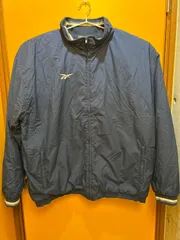 Y【Y6-85】☆ reebok    サイズUSA3XL    ナイロンジャンパー　紺色　メンズのサムネイル