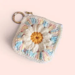 お花のグラニースクエア＊L字ファスナーのミニポーチ｜キーリング付き・仕切りポケットあり