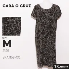 美品 CARA O CRUZ ワンピース 膝丈　半袖　フレア　ドット柄　バックファスナー　リボンのサムネイル