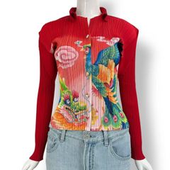 新品同様 ISSEY MIYAKE イッセイミヤケ PLEATS PLEASE プリーツプリーズ カーディガン 総柄 中国縁起柄 龍 鳳凰 レッド サイズ3