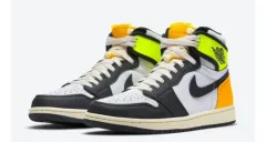 新品 NIKE エアジョーダン1 レトロ ハイ OG ボルト