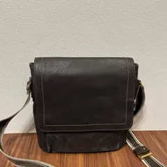 Salvatore Ferragamo サルヴァトーレフェラガモ メンズ レディース ショルダーバッグのサムネイル