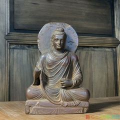 釈迦如来坐像 お釈迦さま 像のみ 金彩無#342 ◇白檀 木彫 仏像 - メルカリ