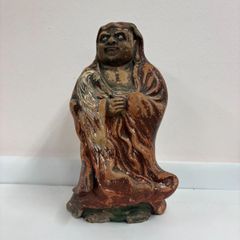達磨大師像・陶像在銘・九谷焼・インテリア・骨董・アンティーク アンティーク】九谷焼 達磨大師 陶磁器 置物 骨董 芸術陶器 - メルカリ