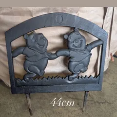 【ディズニー】プーさんオブジェ　ガーデン雑貨　レトロインテリア