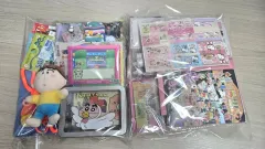 ステッカー、ぬいぐるみ、グッズ（クレヨンしんちゃん、サンリオなど）