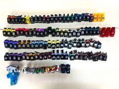 35個☆クラッシュプルバックカー ぶつかった衝撃でボディパーツが