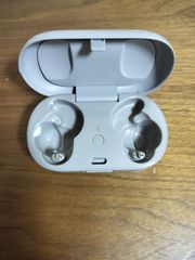 紗夏様専用 Bose ワイヤレスイヤホン 充電ケース 本体 ジャンク品