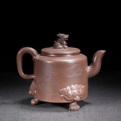 中国古美術・原鉱紫泥 火麒麟形紫砂壺·底款:裴石民·紫砂・朱泥・急須