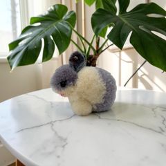 シュタイフ☆Woolen Rabbit 4㎝☆ぽんぽんラビット/うさぎ/兎 - メルカリ