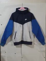 ナイキ正規品 ウィンドブレーカー S