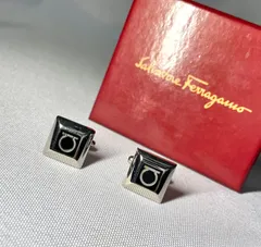 希少 Salvatore Ferragamo サルヴァトーレフェラガモ ガンチーニロゴ シルバー&ブラック スクエアカフス カフリンクス ボタン 箱ありのサムネイル