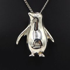 Tiffany & Co. ペンギン型ネックレス 中古 - メルカリ