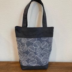 ミナペルホネン 新色 rosy whiteの縦長トートバッグ - メルカリ