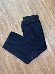 UNIQLO ワイドストレートジーンズ
