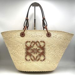 LOEWE 你ベージュ ストロー かごバッグ - メルカリ