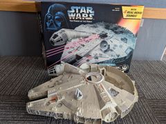 【超貴重】ハズブロ スターウォーズ ミレニアムファルコン号 超貴重】ハズブロ スターウォーズ ミレニアムファルコン号 - メルカリ