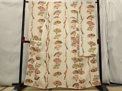 平和屋着物●結城紬　80亀甲　吉祥花文　正絹　逸品　AABH0553fy 平和屋着物○結城紬 80亀甲 吉祥花文 正絹 逸品 AABH0553fy - メルカリ