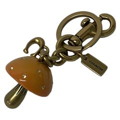 coach コーチ スモール プレッツェル バッグ チャーム - メルカリ