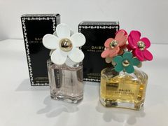MARY QUANT Capricious Noble Vanilla 30ml - メルカリ
