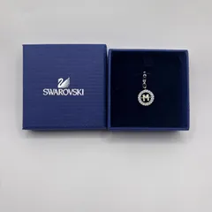 8442　SWAROVSKI　スワロフスキー　Letter M　チャーム　イニシャル　アルファベット　英字　レディース　アクセサリー　クリスタル　雑貨　小物のサムネイル