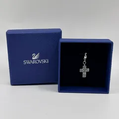 8444　SWAROVSKI　スワロフスキー　クロス　十字架　チャーム　レディース　メンズ　ユニセックス　クリスタル　アクセサリー　雑貨　小物のサムネイル