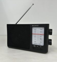 XDR-55TV SONY ソニー 美品 ポータブルワンセグ FM/AMラジオ - メルカリ