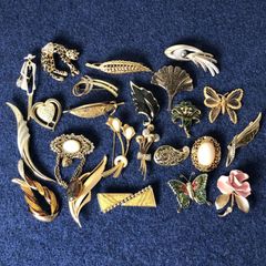 カメオ レトロアクセサリーまとめ売り - メルカリ