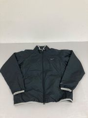 送料無料NIKE ナイキナイロンジャケット　ウィンドブレーカー　ジップアップレディース　Mサイズブラック　#80428sj84